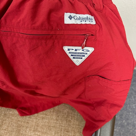 Columbia shorts with swim liner. Like new - Picture 2 of 4